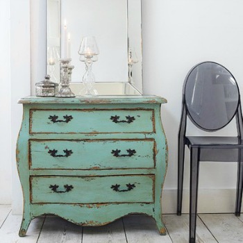 Green Shabby Chic Dresser. Staging your furniture.