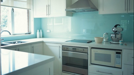 A kitchen with reflective backsplash will illuminate the room.