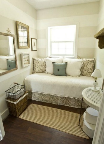  Small  Bedroom Decorating  Ideas  For Home  Staging