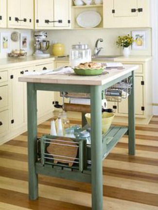 smallkitchenstripedfloors